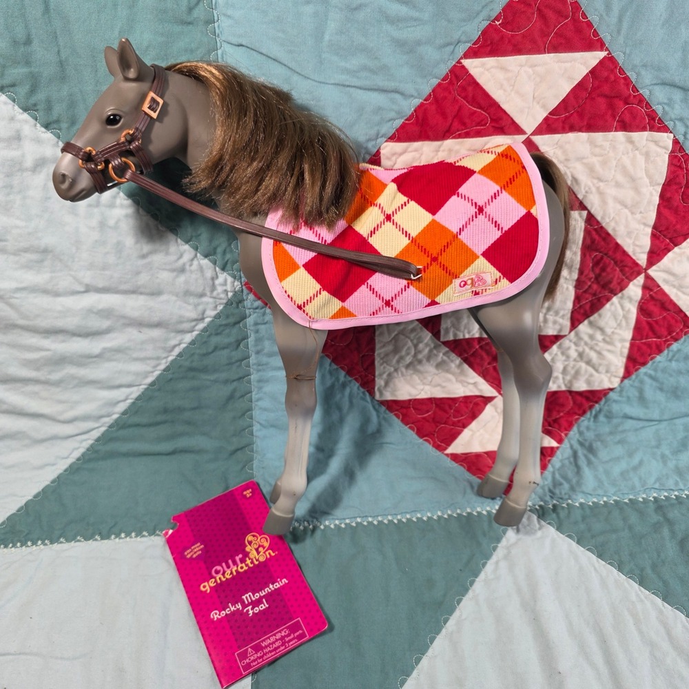 Our Generation Rocky Mountain Foal Grey Horse Doll Accessory 12" Plaid Blanket